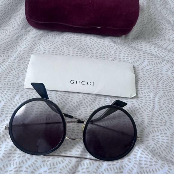 Gucci Black Aviator Sunglasses with Double Bridge - Picture 1 of 7